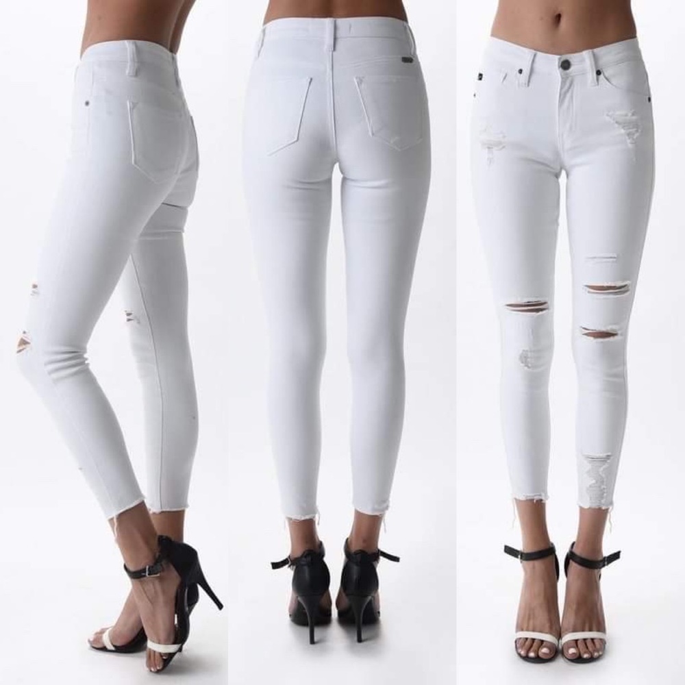 🚨ALL SIZES RESTOCKED White Distressed Kancan Jean - Picture 2 of 3